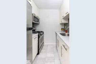 210 E 15th Street #5H, New York City, NY 10003 - Photo 7