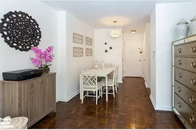 210 E 15th Street #5H, New York City, NY 10003 - Photo 3