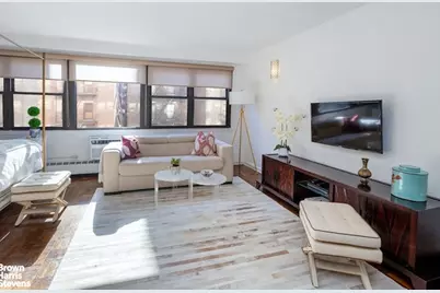 210 E 15th Street #5H, New York City, NY 10003 - Photo 1