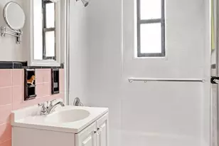 33-46 92nd St, New York City, NY 11372 - Photo 9