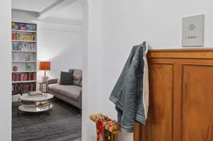 41 W 72nd St, New York City, NY 10023 - Photo 3