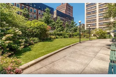 300 W 110th Street #19J, New York City, NY 10025 - Photo 13