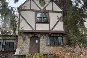 176-15 Croydon Rd, New York City, NY 11432 - Photo 9