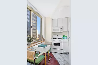 236 E 47th Street #25D, New York City, NY 10017 - Photo 5