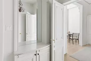 11 W 81st St, New York City, NY 10024 - Photo 3