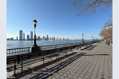 300 Albany Street #2D, New York City, NY 10280 - Photo 13