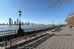 300 Albany St, New York City, NY 10280 - Photo 13