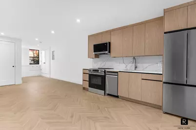 490 Irving Avenue, New York City, NY 11237 - Photo 17