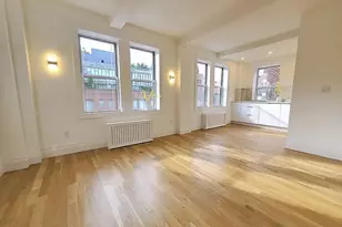 365 W 20th St, New York City, NY 10011 - Photo 23