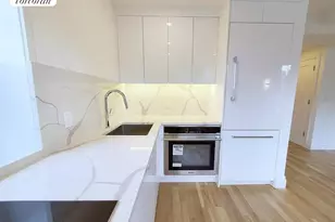 365 W 20th St, New York City, NY 10011 - Photo 11