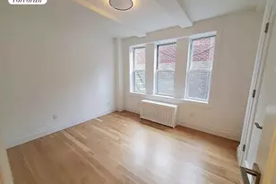 365 W 20th St, New York City, NY 10011 - Photo 17