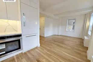 365 W 20th St, New York City, NY 10011 - Photo 9