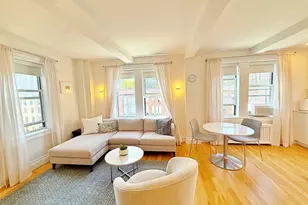 365 W 20th St, New York City, NY 10011 - Photo 15