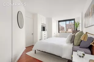 225 W 83rd St, New York, NY 10024 - Photo 7