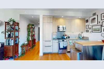 24-16 Queens Plaza S #7B, New York City, NY 11101 - Photo 3