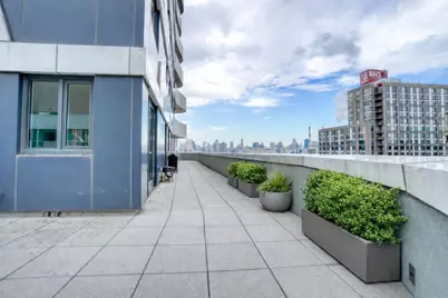 24-16 Queens Plaza S #7B, New York City, NY 11101 - Photo 17