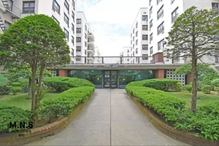 3090 Voorhies Ave, New York City, NY 11235 - Photo 9