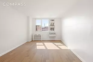 77 7th Ave, New York City, NY 10011 - Photo 11