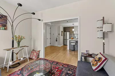 21-45 44th Drive #4-I, New York City, NY 11101 - Photo 5