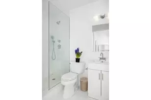 515 E 79th St, New York City, NY 10075 - Photo 5