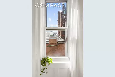 210 E 17th Street #5C, New York, NY 10003 - Photo 3