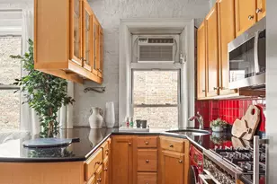 210 E 17th St, New York City, NY 10003 - Photo 5