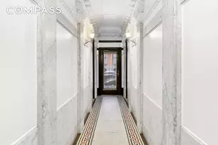 210 E 17th St, New York, NY 10003 - Photo 9