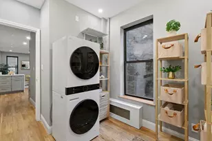 22 Leroy St, New York City, NY 10014 - Photo 9