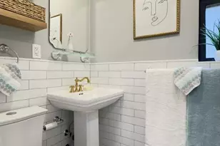 22 Leroy St, New York City, NY 10014 - Photo 7