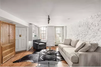 412 E 89th Street, New York City, NY 10128 - Photo 19