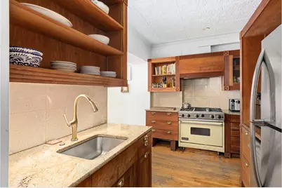 412 E 89th Street, New York City, NY 10128 - Photo 9