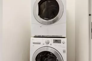 416 W 52nd St, New York City, NY 10019 - Photo 7