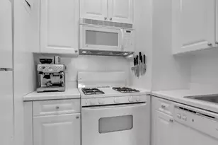 60 E 8th St, New York City, NY 10003 - Photo 7