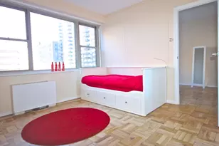 300 E 40th St, New York City, NY 10016 - Photo 7