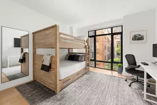 318 E 81st St, New York City, NY 10028 - Photo 9