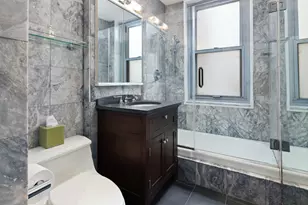 2025 Broadway, New York City, NY 10023 - Photo 9