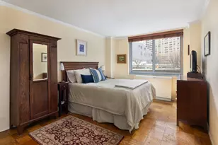 2025 Broadway, New York City, NY 10023 - Photo 5