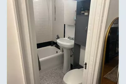 310 E 44th Street #612, New York City, NY 10017 - Photo 5