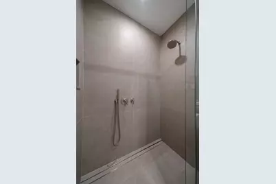 517 W 29th Street #4F, New York, NY 10001 - Photo 9