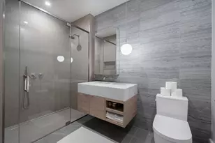 517 W 29th St, New York, NY 10001 - Photo 7