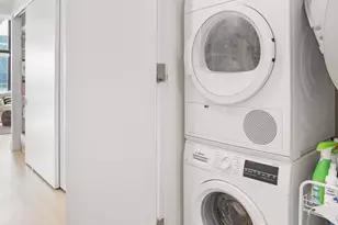 141 Green St, New York City, NY 11222 - Photo 9