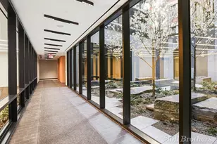 77 Charlton St, New York, NY 10014 - Photo 13