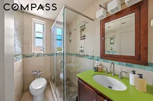 310 W 55th St, New York City, NY 10019 - Photo 15