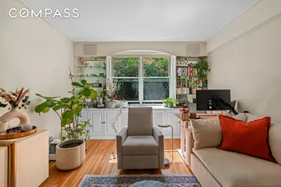 310 W 55th Street #3C, New York, NY 10019 - Photo 5