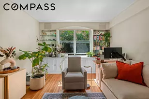 310 W 55th St, New York City, NY 10019 - Photo 5