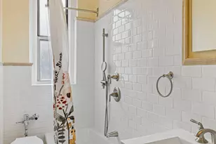 680 W 204th St, New York City, NY 10034 - Photo 9