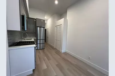 21-48 45th Avenue #1B, Long Island City, NY 11101 - Photo 1