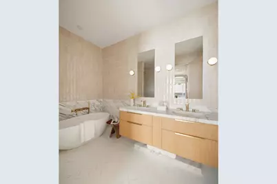 660 Lexington Avenue #3A, New York City, NY 10022 - Photo 5