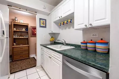 75 W 238th Street #2-D, New York City, NY 10463 - Photo 5