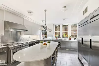 117 E 70th Street, New York City, NY 10021 - Photo 25